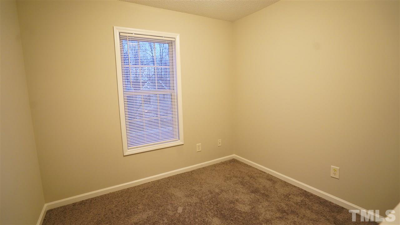2114 Walnut Bluffs Lane Raleigh, NC 27610 - Photo 4 of 9 Gallery Image 4