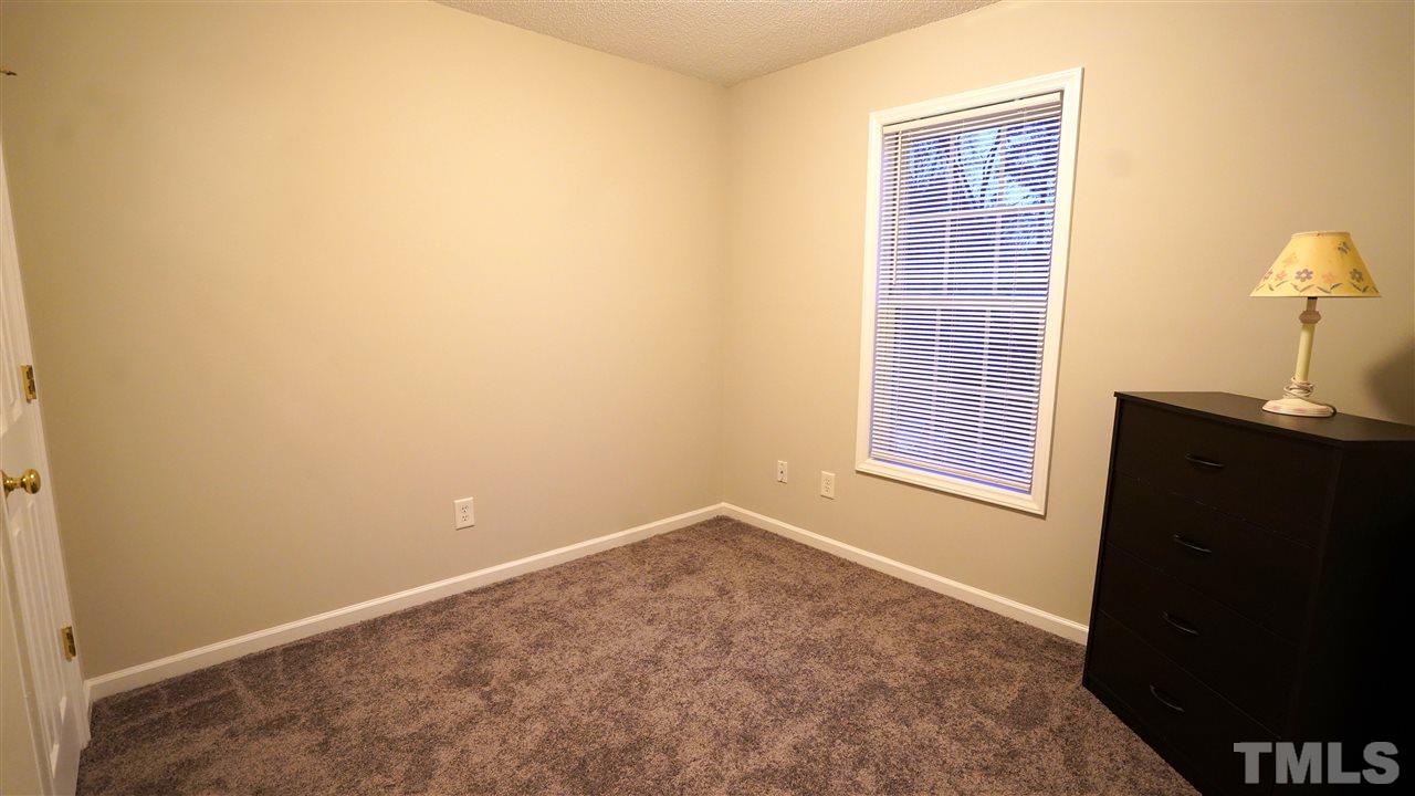 2114 Walnut Bluffs Lane Raleigh, NC 27610 - Photo 5 of 9 Gallery Image 5