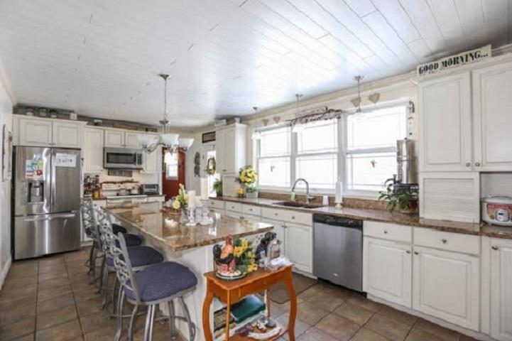 19 Glen Road Salem, NH 03079 - Photo 18 of 23