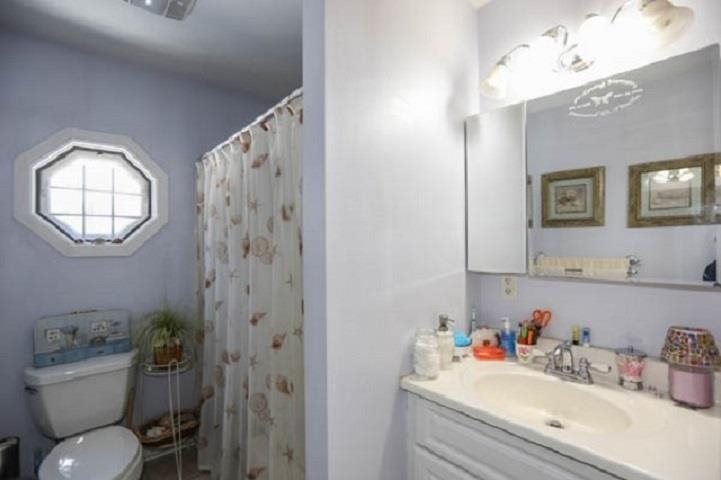 19 Glen Road Salem, NH 03079 - Photo 5 of 23