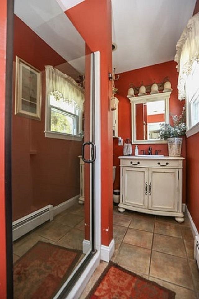 19 Glen Road Salem, NH 03079 - Photo 7 of 23