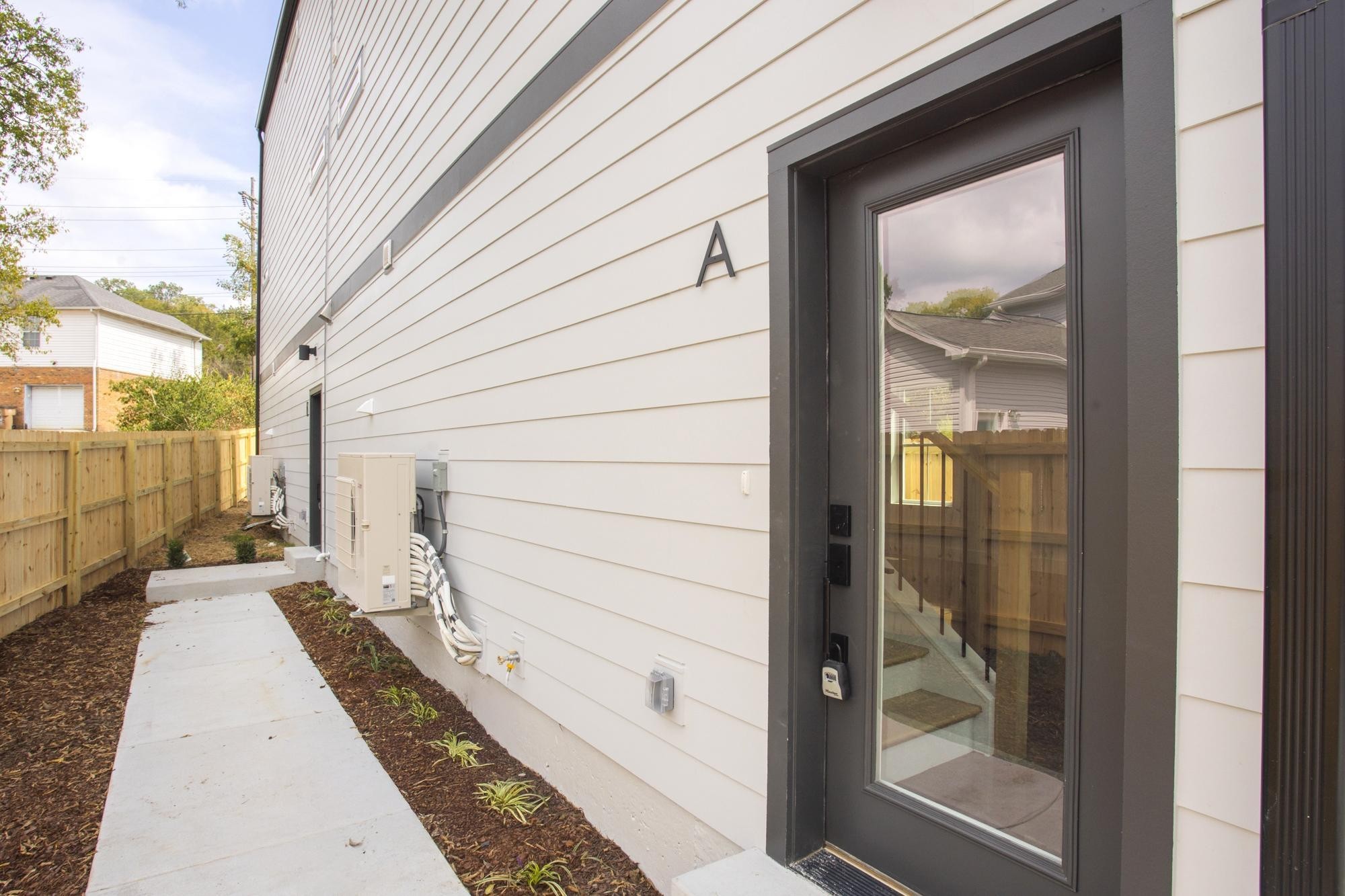 2708 Tucker Road Nashville, TN 37218 - Photo 7 of 53