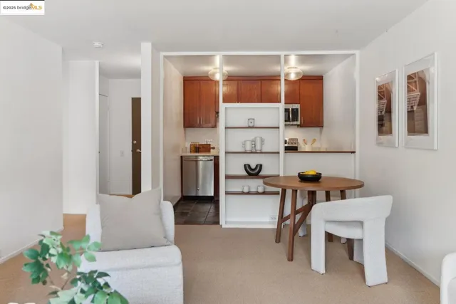 $399,000 | 323 Monte Vista Avenue, Unit 103, Oakland, CA 94611