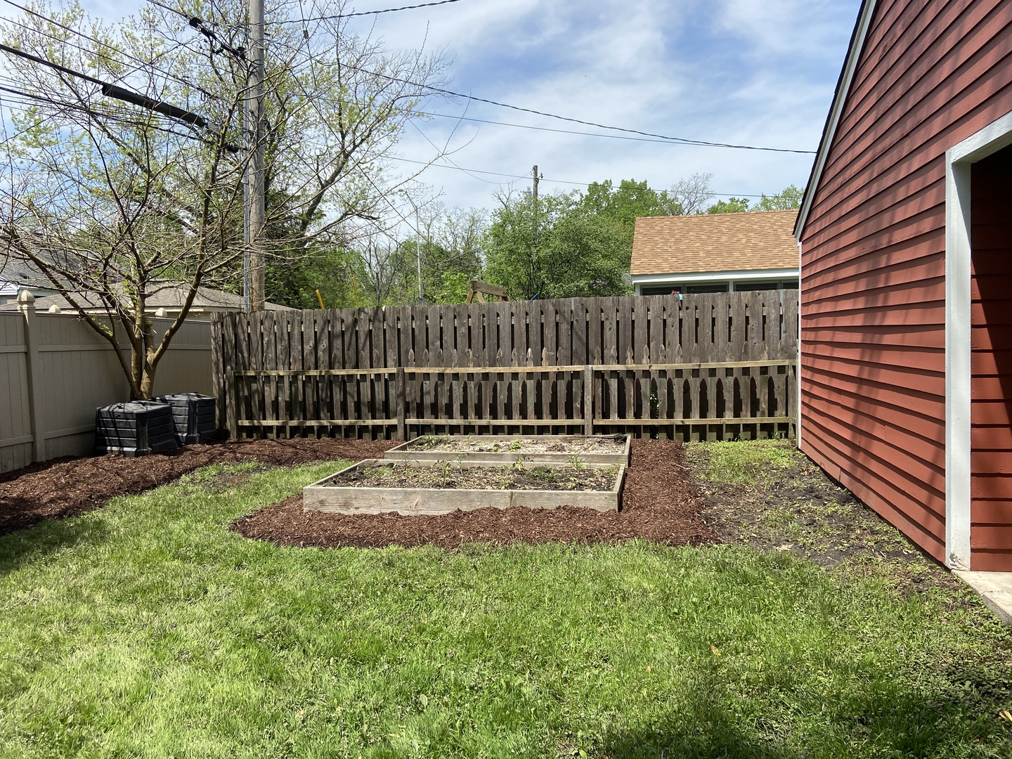 3810 Wolf Road Western Springs, IL 60558 - Photo 34 of 35 a view of a backyard with a garden