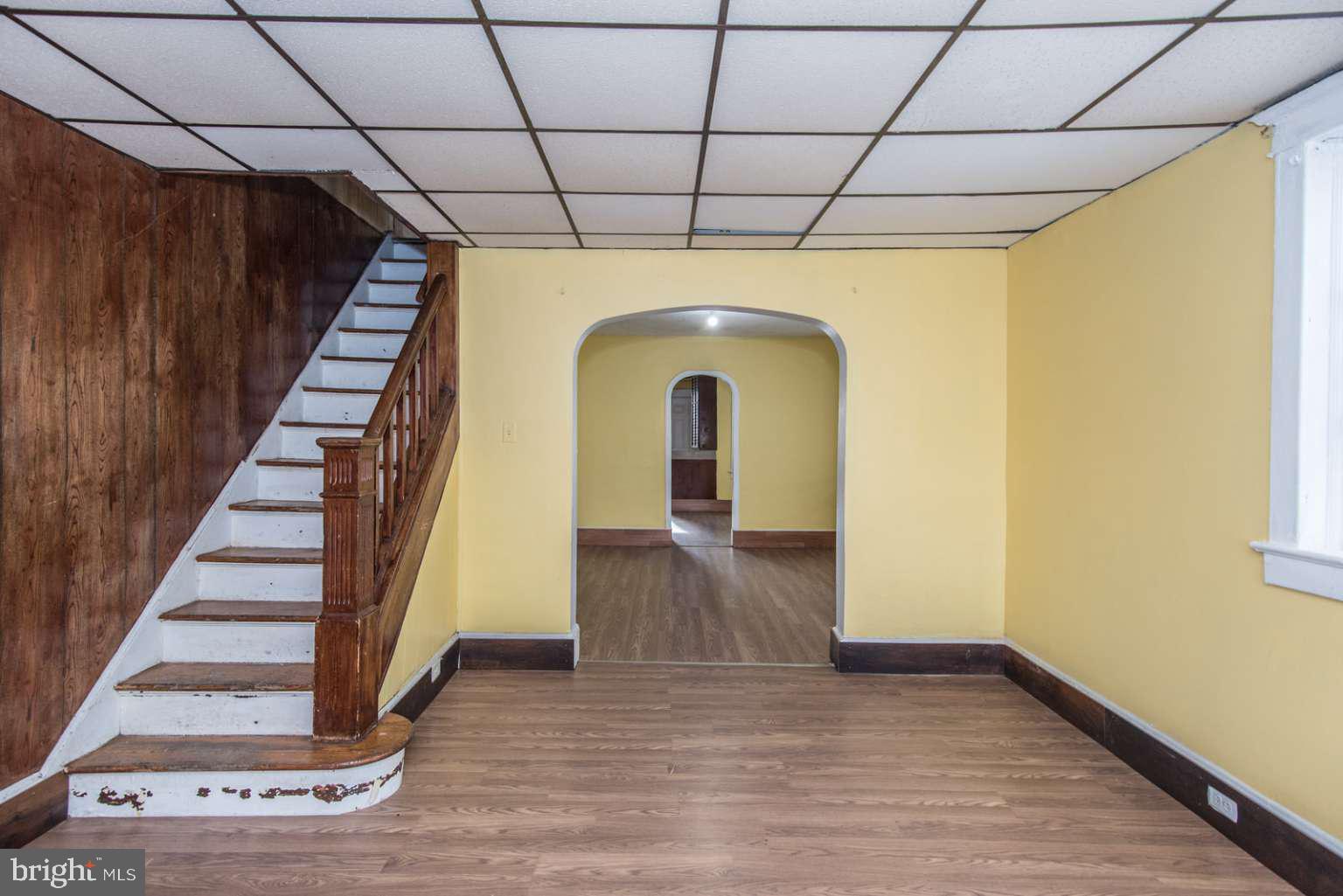1471 Liberty Street Hamilton, NJ 08629 - Photo 4 of 25