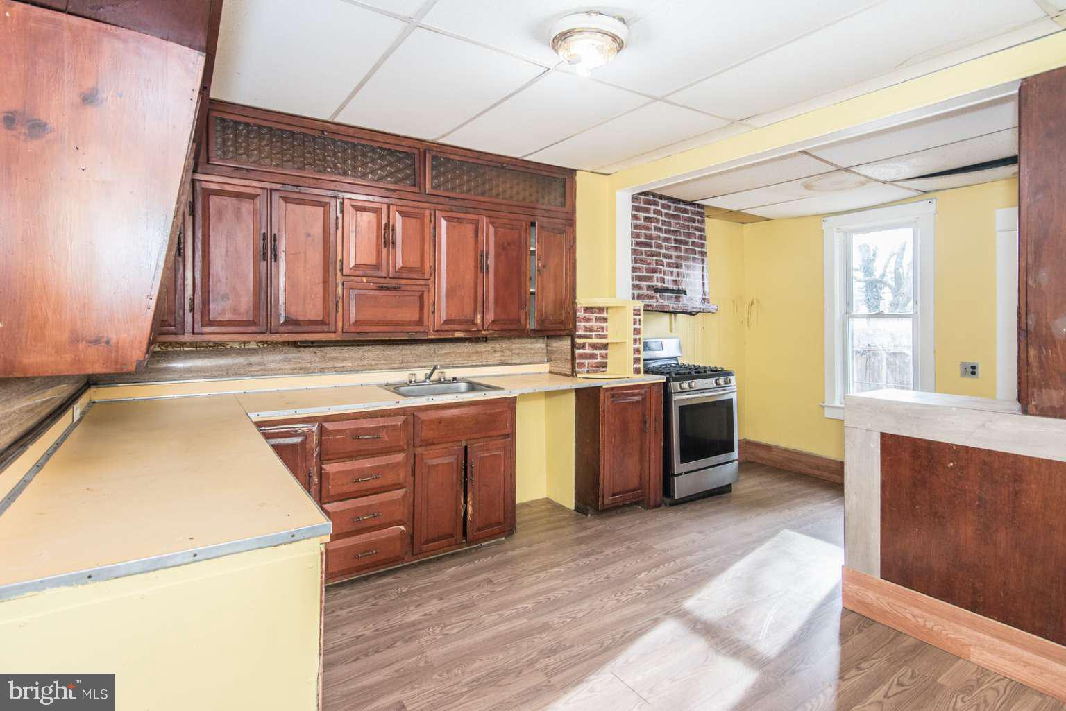 1471 Liberty Street Hamilton, NJ 08629 - Photo 8 of 25