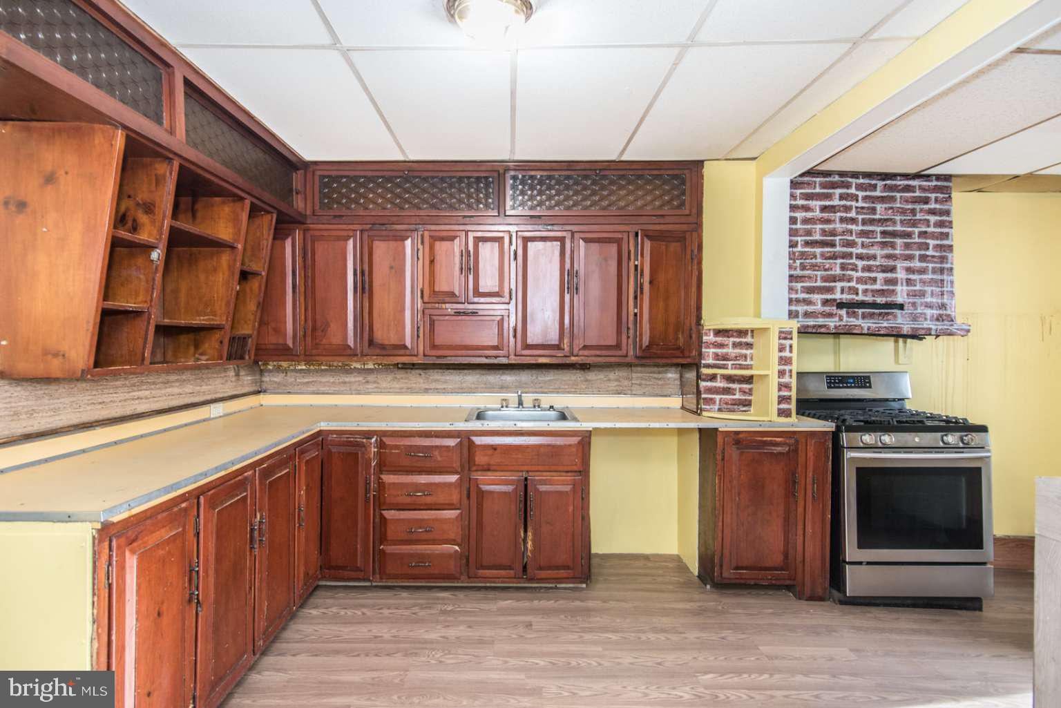 1471 Liberty Street Hamilton, NJ 08629 - Photo 9 of 25