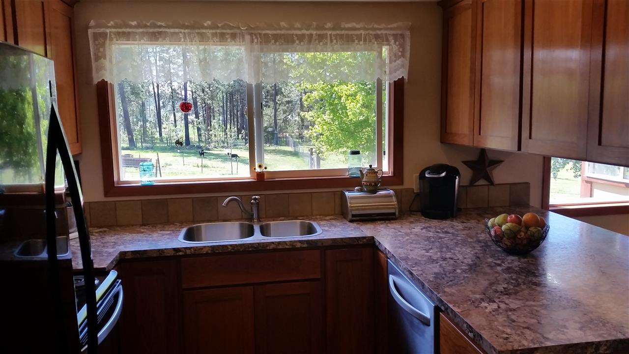 3916 South Ritchey Road Medical Lake, WA 99022 - Photo 4 of 19