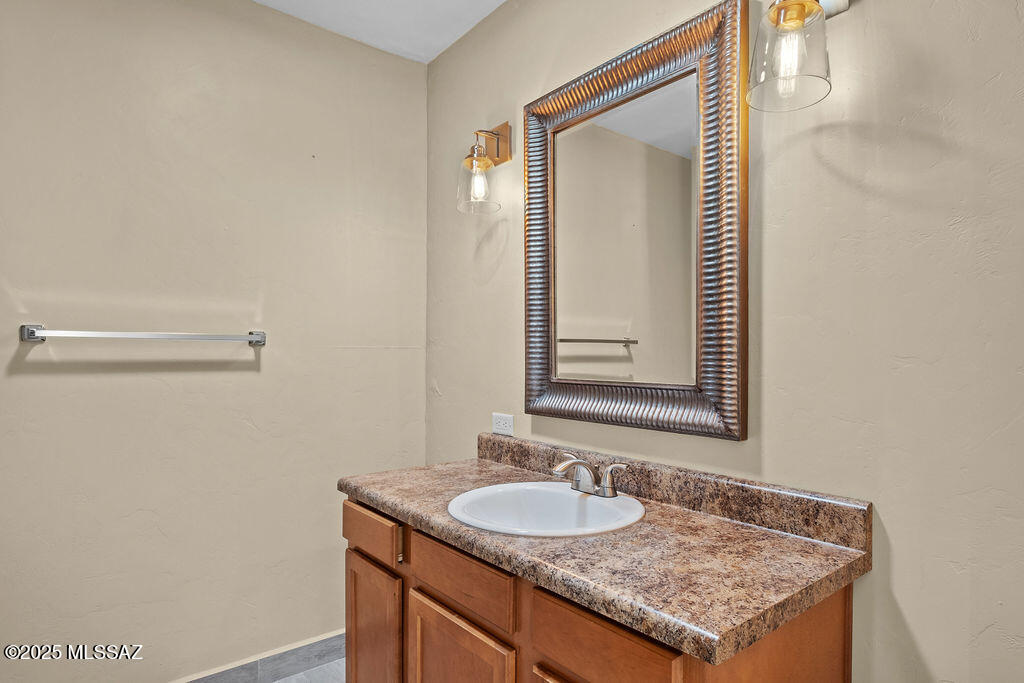 4519 South Chatam Ridge Tucson, AZ 85730 - Photo 24 of 43