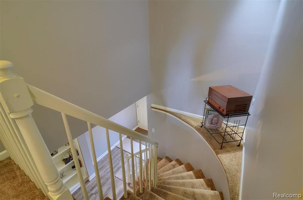 1986 Pondview Court Rochester Hills, MI 48309 - Photo 18 of 37