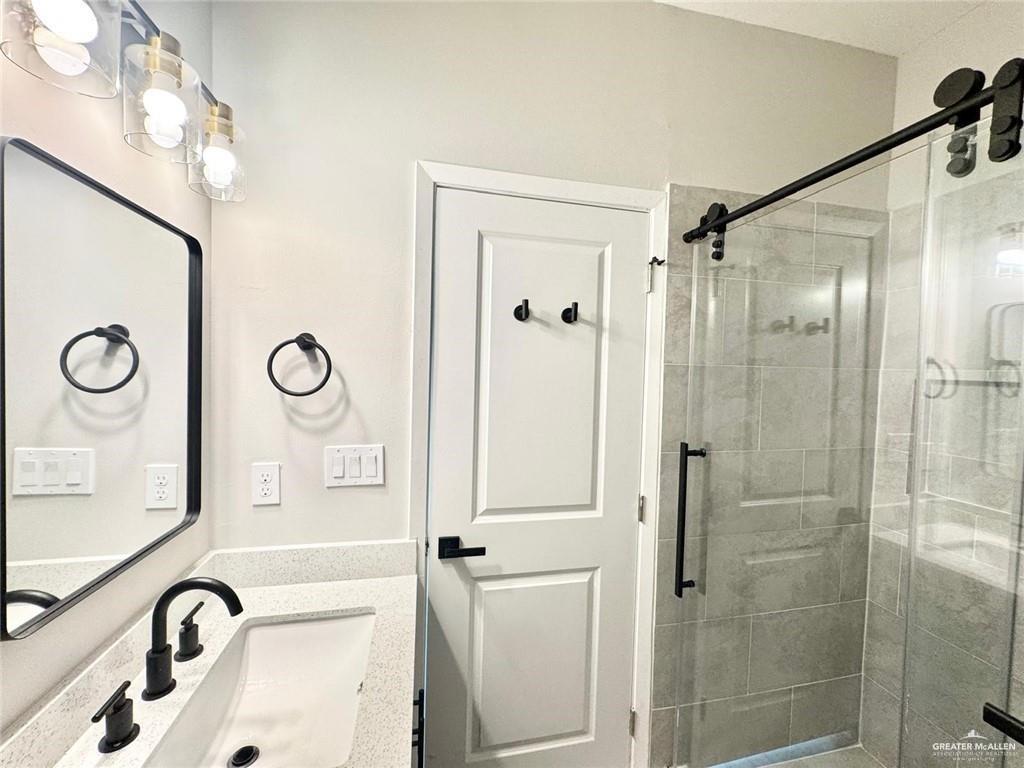 10312 North 33rd Lane McAllen, TX 78504 - Photo 10 of 11