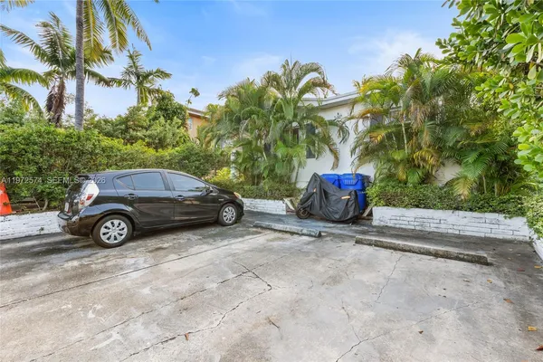 $2,200 | 1460 Northwest 2nd Street, Unit 1458, Miami, FL 33125