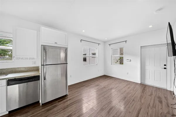 $2,200 | 1460 Northwest 2nd Street, Unit 1458, Miami, FL 33125