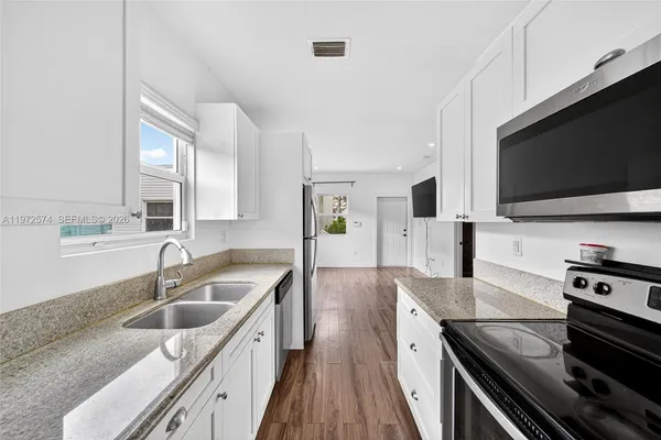 $2,200 | 1460 Northwest 2nd Street, Unit 1458, Miami, FL 33125