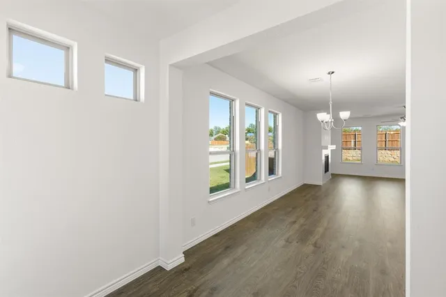 $314,900 | 420 Comanche Drive, Cleburne, TX 76033