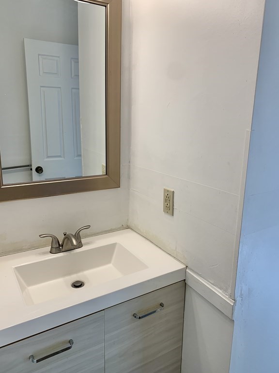 59 First Street Worcester, MA 01602 - Photo 14 of 24 Gallery Image 14