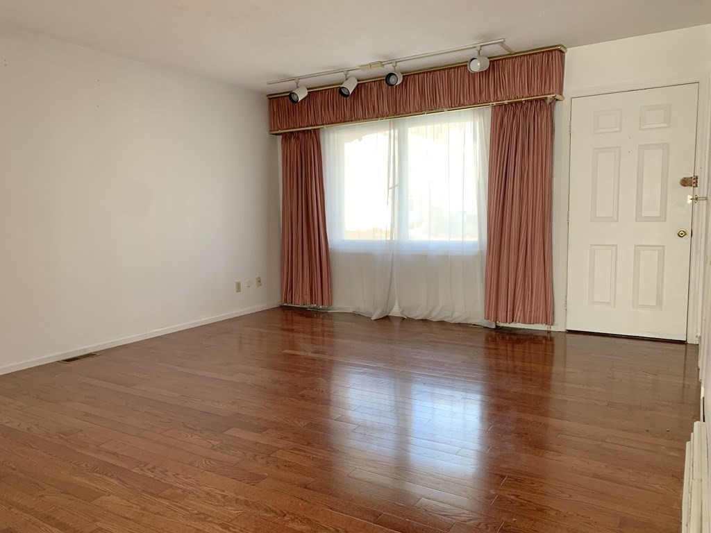 59 First Street Worcester, MA 01602 - Photo 6 of 24 Gallery Image 6