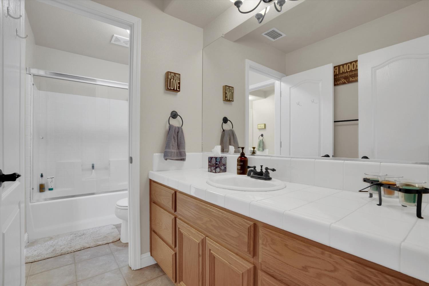 1718 Doak Boulevard Ripon, CA 95366 - Photo 34 of 46 Gallery Image 34