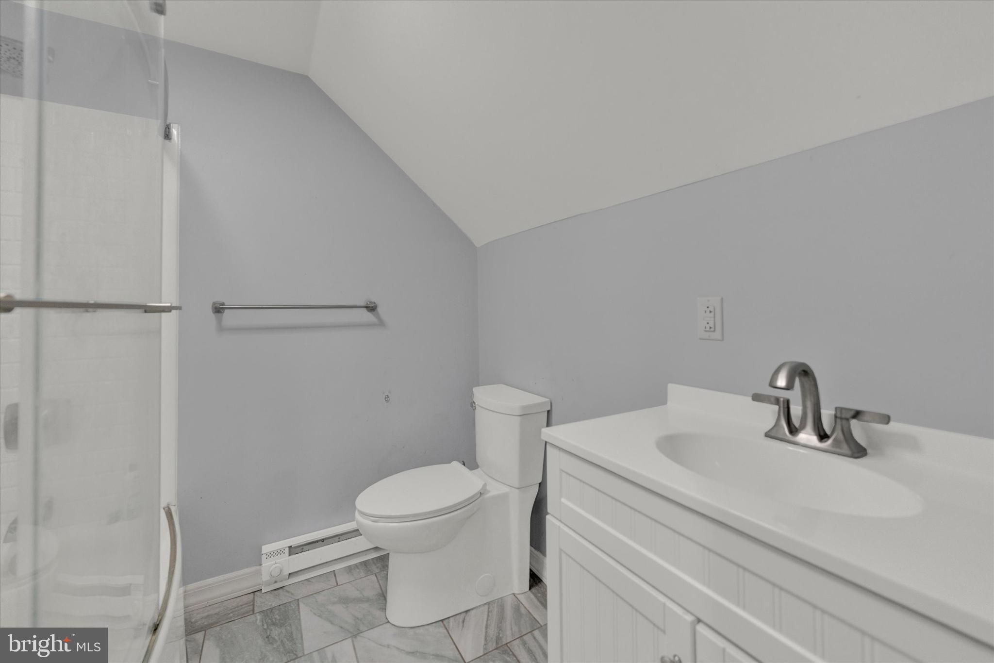 181 Fort Road Bernville, PA 19506 - Photo 29 of 43 Upstairs bath