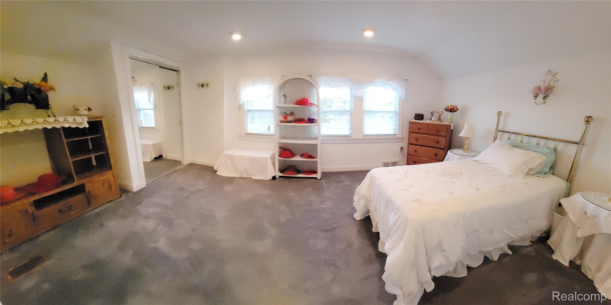 5025 North Hickory Ridge Road Holly, MI 48442 - Photo 15 of 29 Bedroom 2