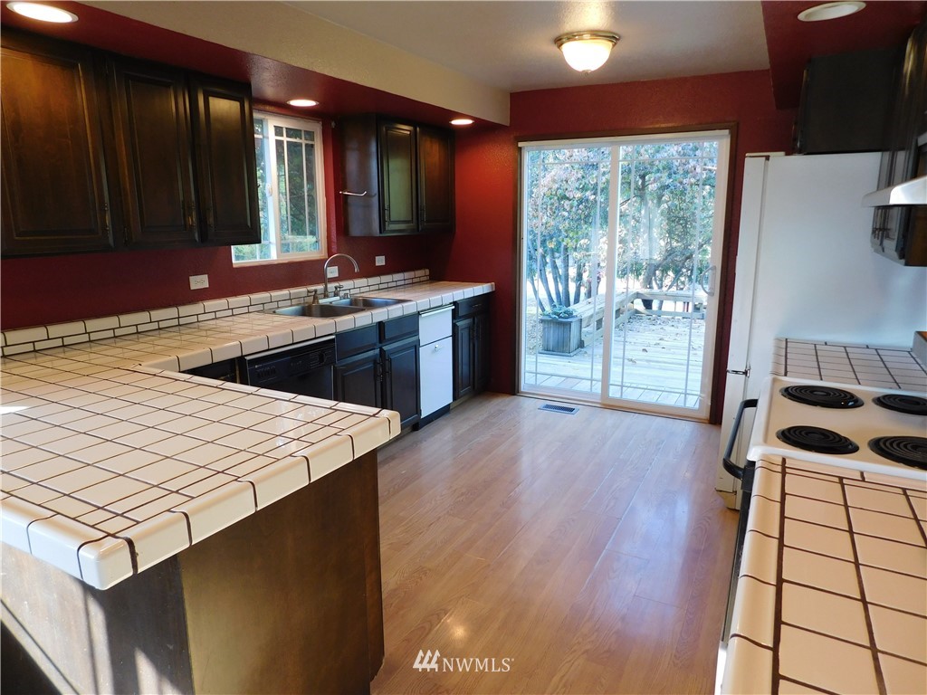 722 Studebaker Road Castle Rock, WA 98611 - Photo 13 of 25 Gallery Image 13