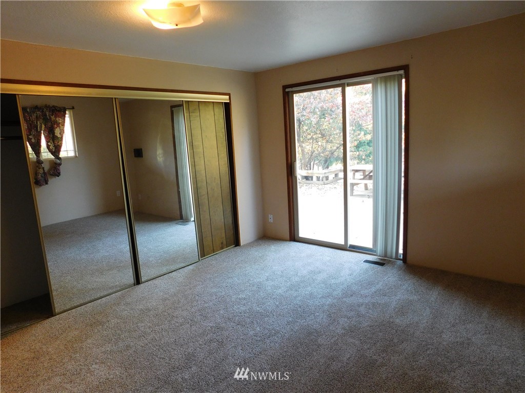 722 Studebaker Road Castle Rock, WA 98611 - Photo 15 of 25 Gallery Image 15