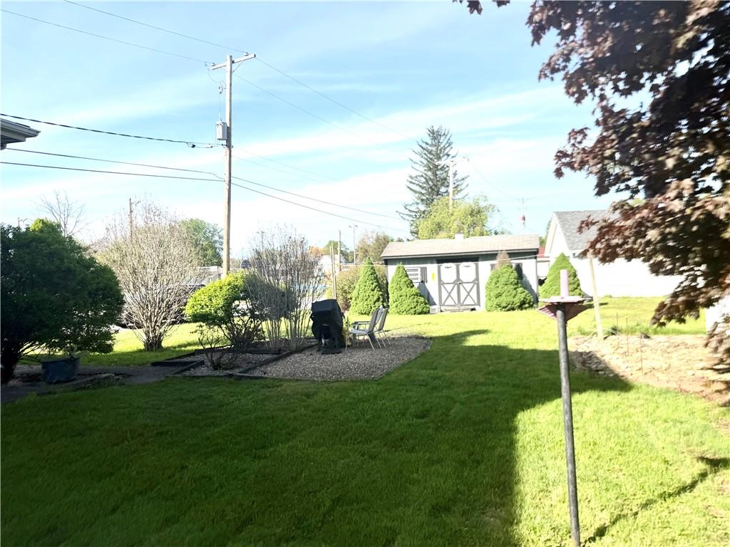 2 Ridge Avenue Homer City, PA 15748 - Photo 3 of 17