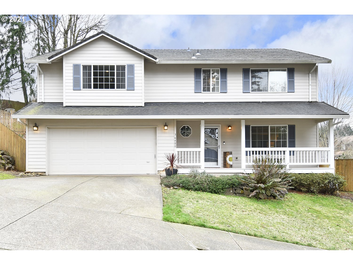 36480 Yocum Loop Sandy, OR 97055 - Photo 1 of 30 Gallery Image 1