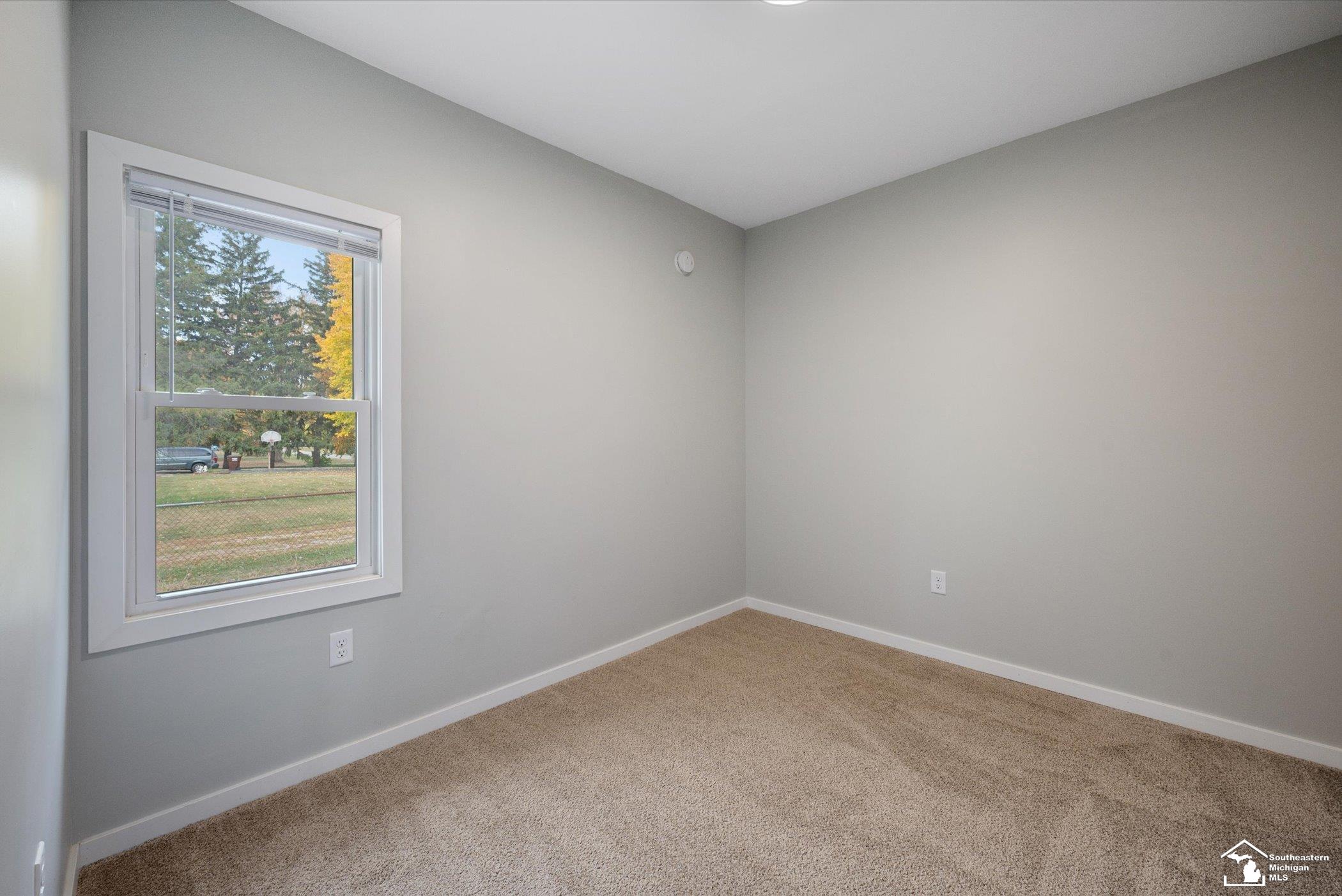 6239 Swiss Garden Road Temperance, MI 48182 - Photo 16 of 28 50094654-15.JPG