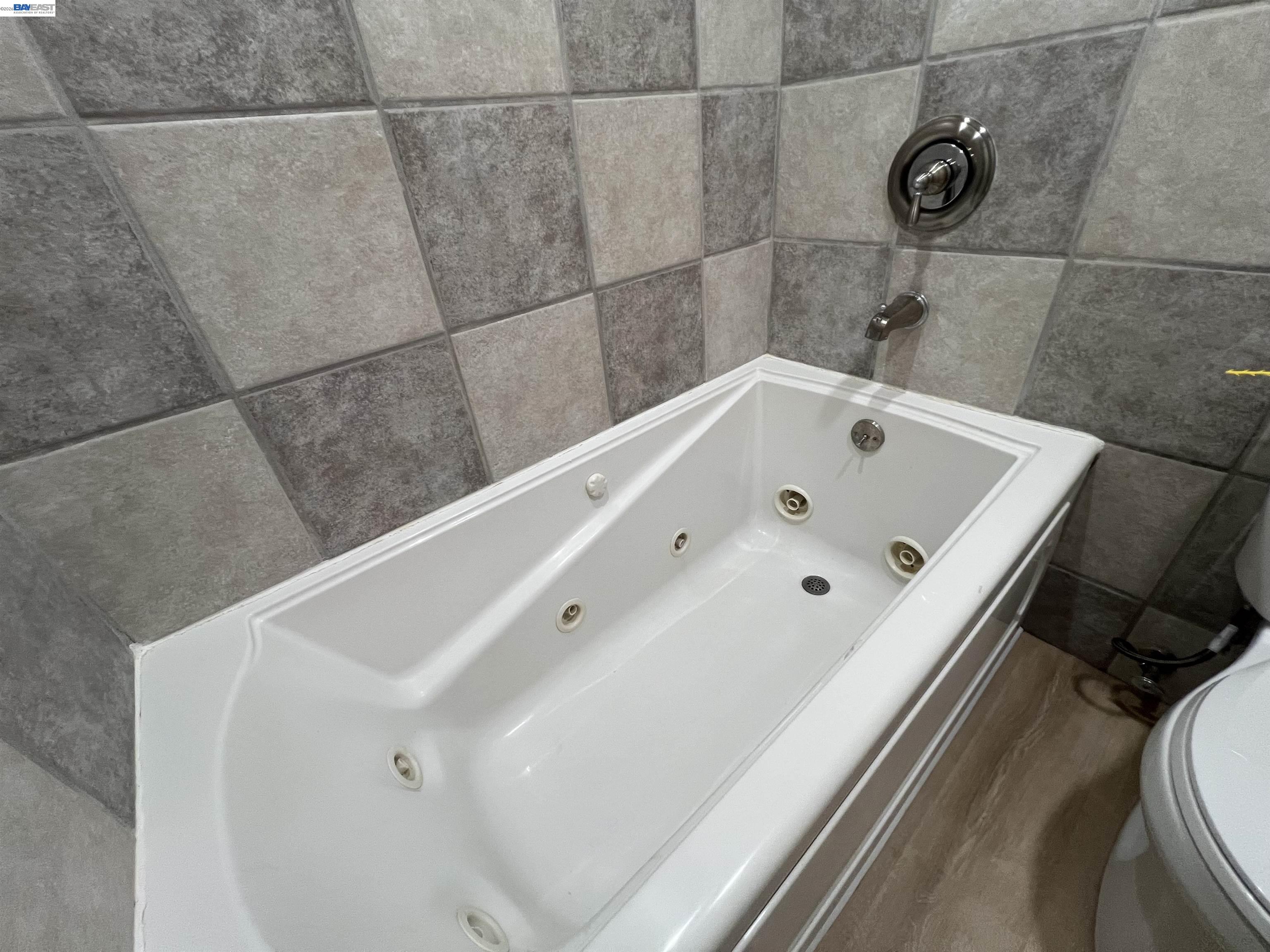 4176 San Pablo Dam Road, Unit B El Sobrante, CA 94803 - Photo 19 of 19