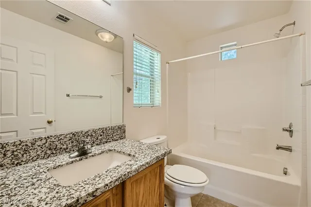 $1,675 | 5174 Starter Avenue, Las Vegas, NV 89156