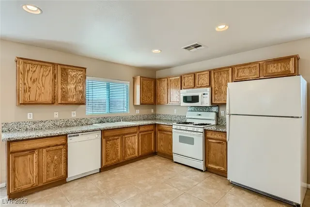 $1,675 | 5174 Starter Avenue, Las Vegas, NV 89156