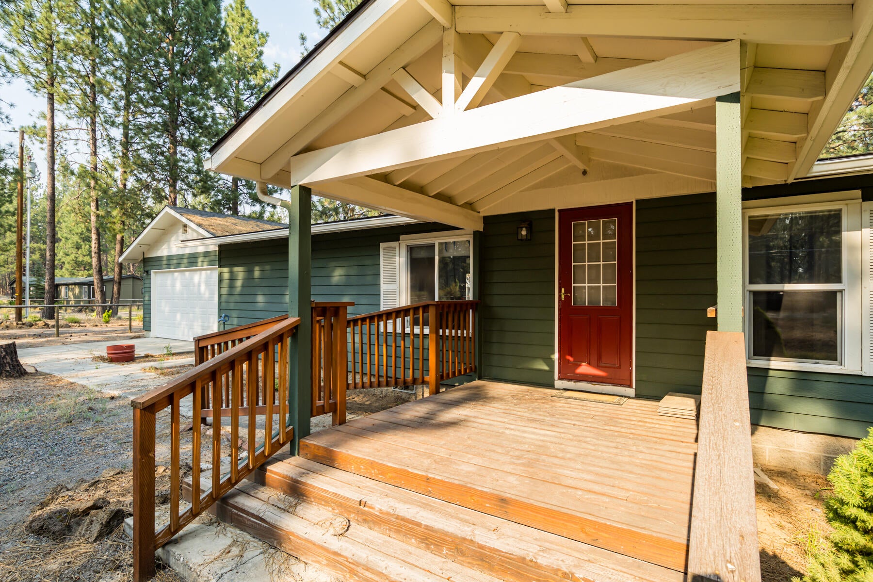 59916 Navajo Road Bend, OR 97702 - Photo 1 of 26 JH5_4317