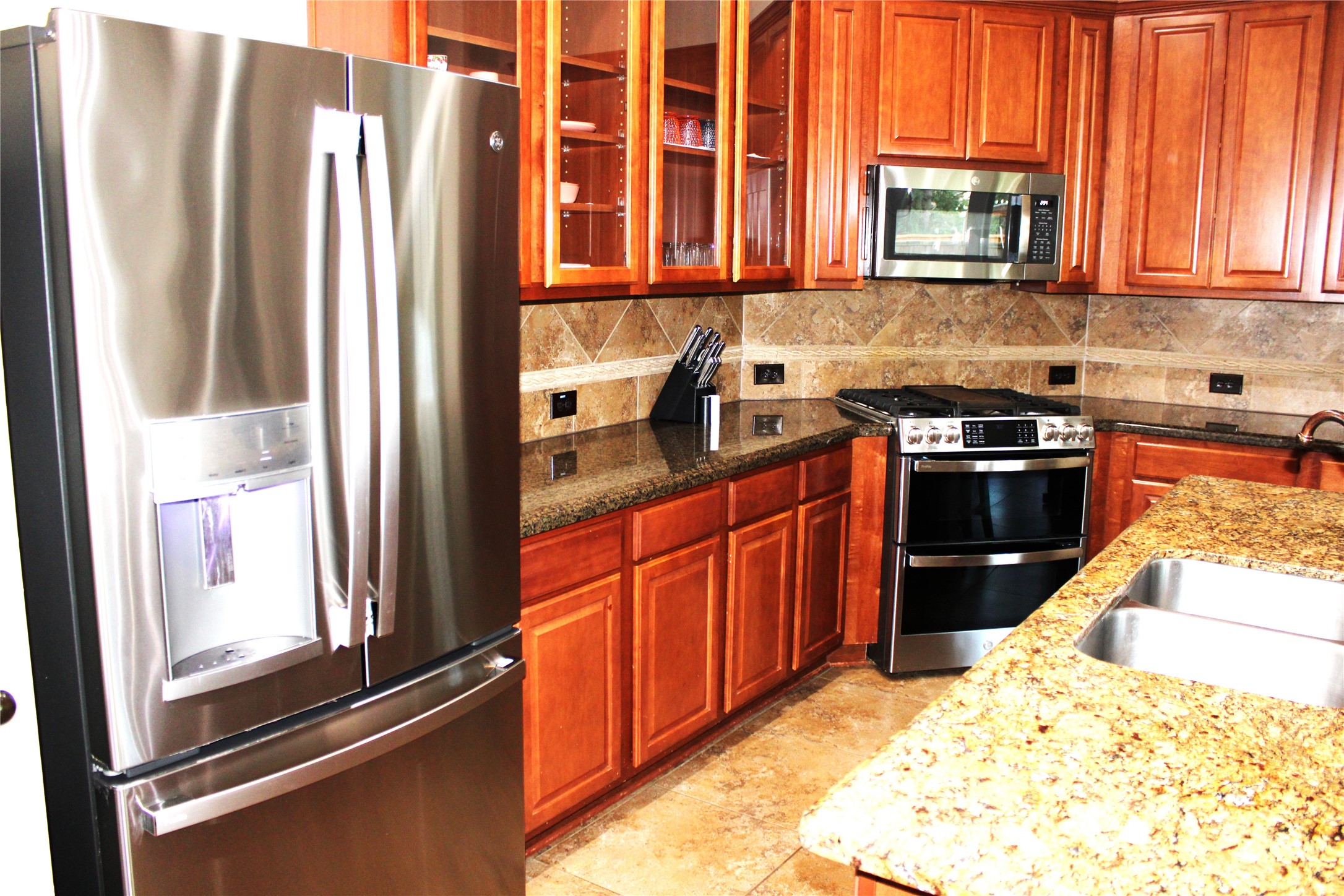 130 East Lasting Spring Circle Spring, TX 77389 - Photo 5 of 36