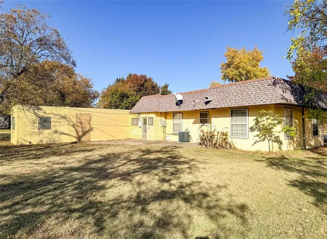 a view of a indoor pool