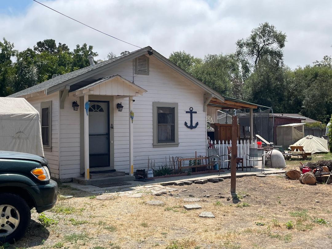 2957 Freedom Boulevard Watsonville, CA 95076 - Photo 3 of 11 a view of a house