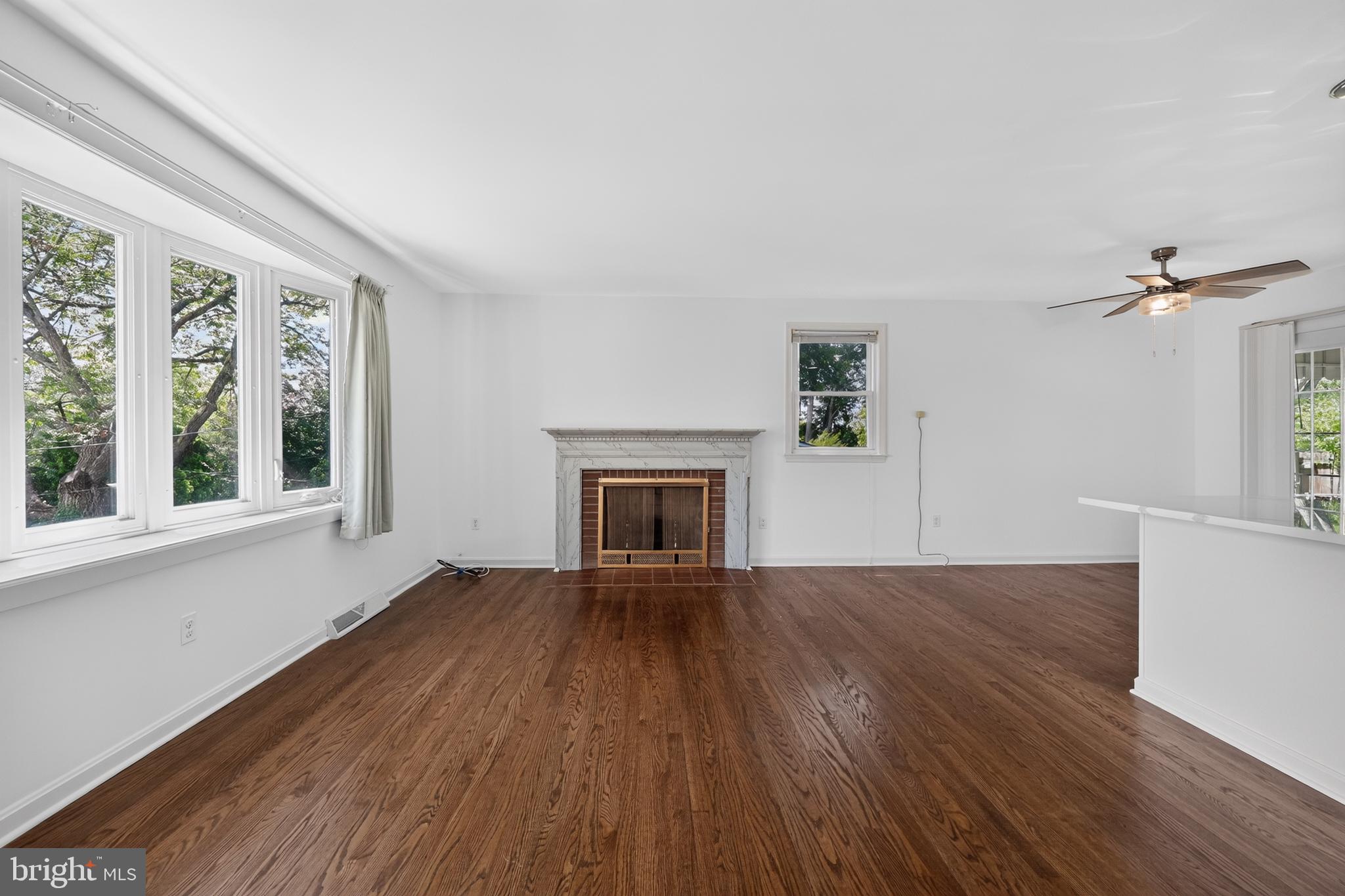 11321 Brandywine Road Clinton, MD 20735 - Photo 16 of 34 All White Oak Floors just refinished