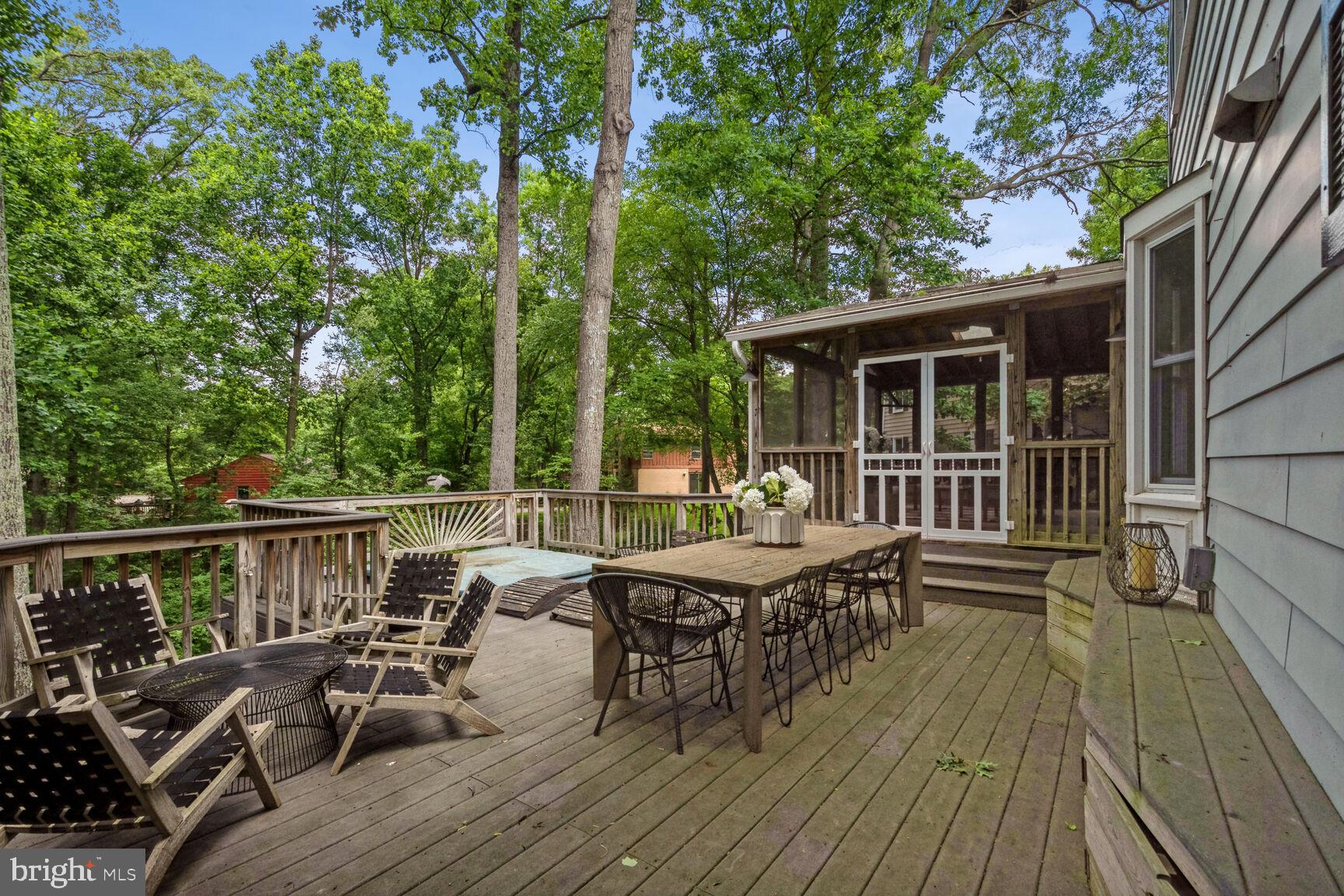 11122 Timberhead Lane Reston, VA 20191 - Photo 28 of 30