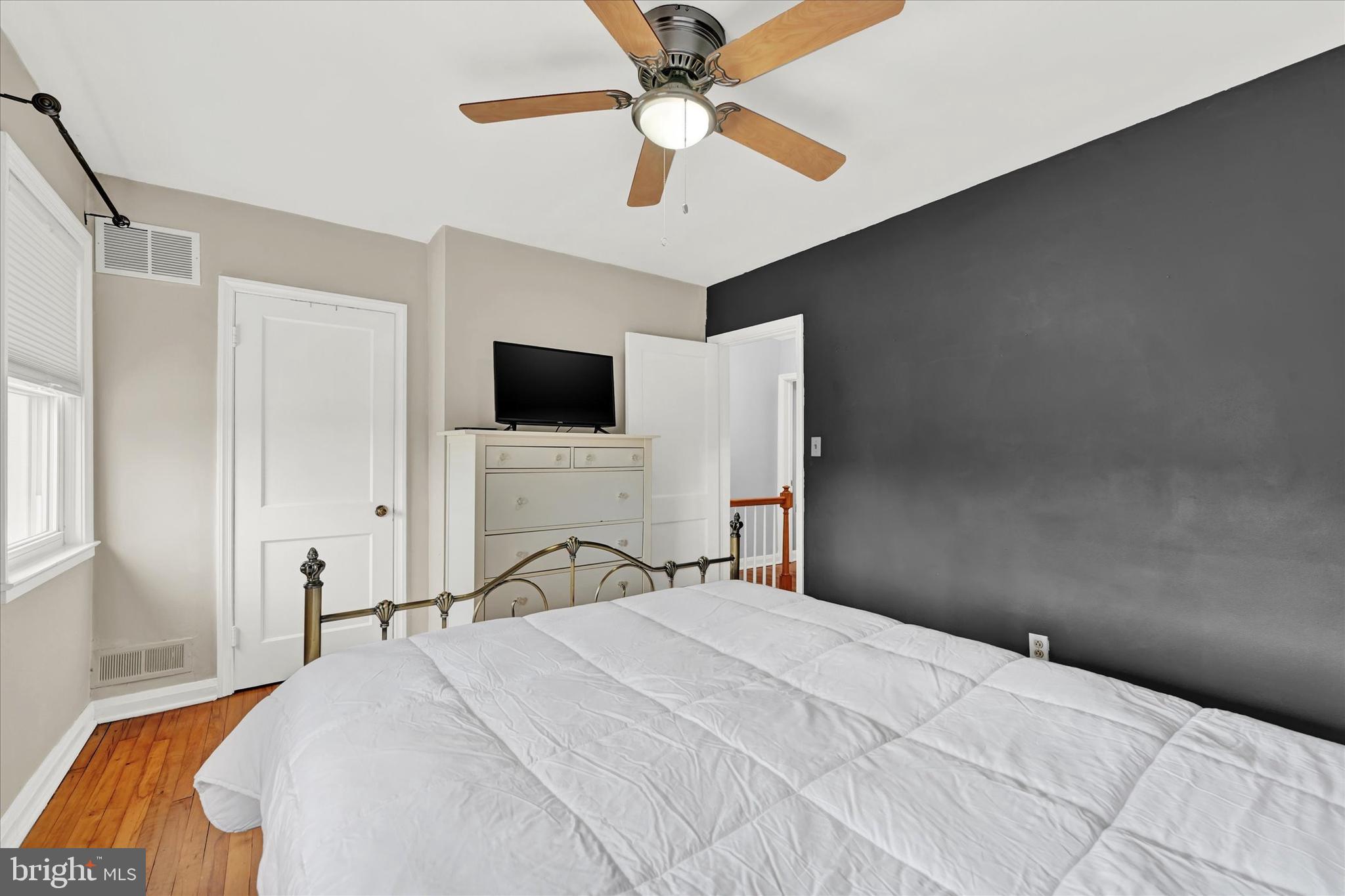 8356 Edgedale Road Parkville, MD 21234 - Photo 14 of 22 Bedroom 1