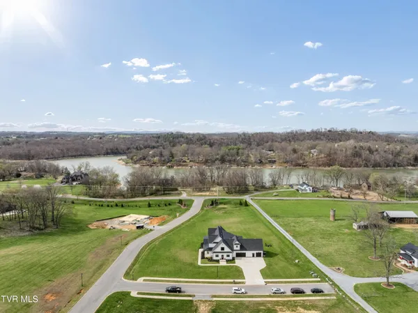 $2,100,000 | 133 Wake Robin Lane, Johnson City, TN 37601
