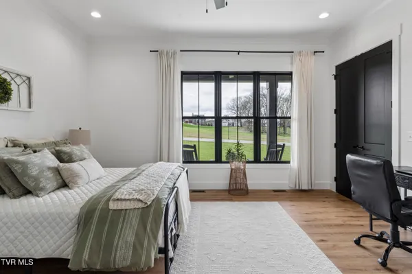 $2,100,000 | 133 Wake Robin Lane, Johnson City, TN 37601