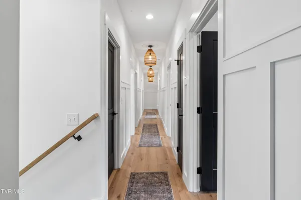 $2,100,000 | 133 Wake Robin Lane, Johnson City, TN 37601