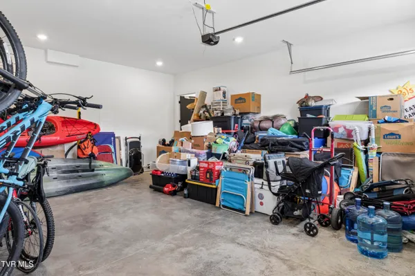 $2,100,000 | 133 Wake Robin Lane, Johnson City, TN 37601