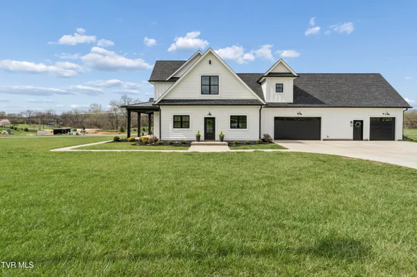 $2,100,000 | 133 Wake Robin Lane, Johnson City, TN 37601