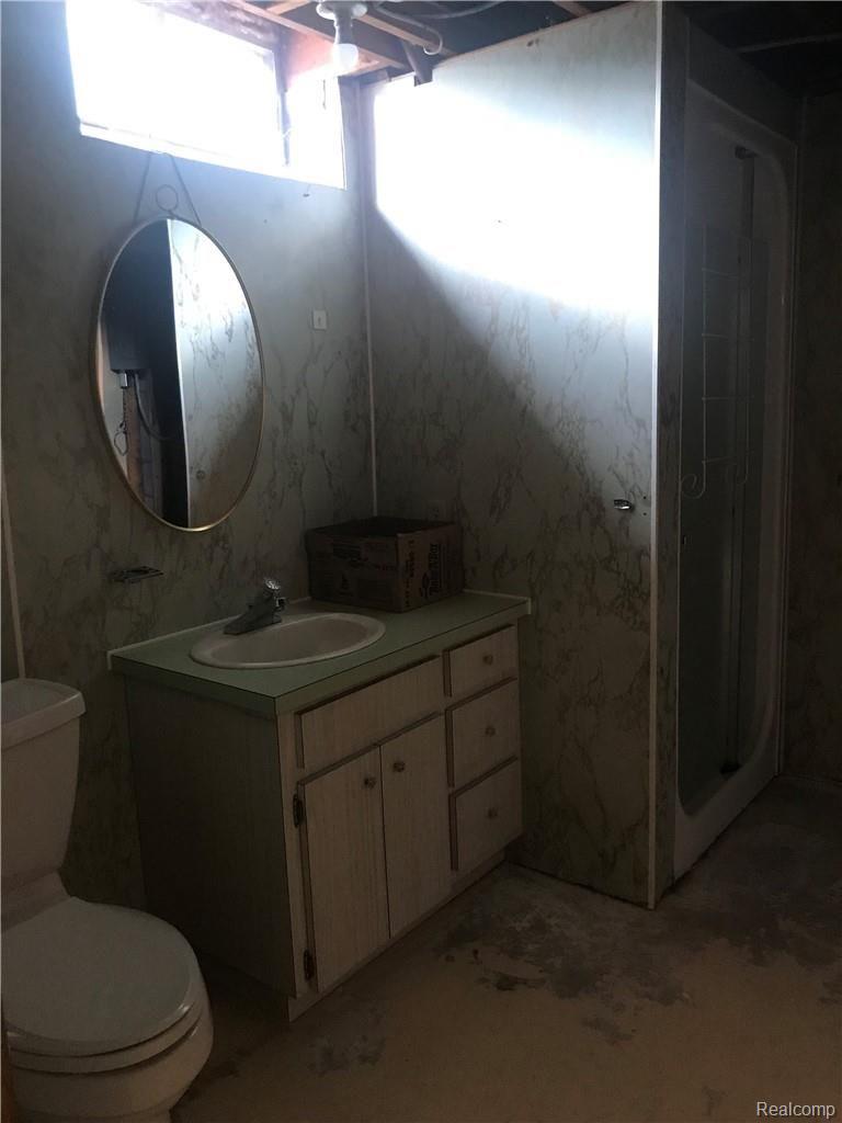 6674 Lothrop Road Imlay City, MI 48444 - Photo 17 of 24 IMG_2652(5).jpg