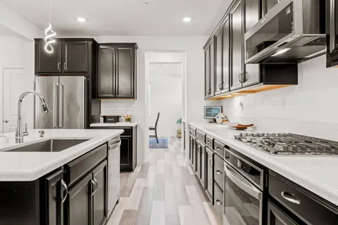 $599,000 | 3020 Edgeview Drive, Sacramento, CA 95833