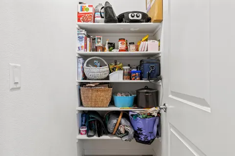 $599,000 | 3020 Edgeview Drive, Sacramento, CA 95833