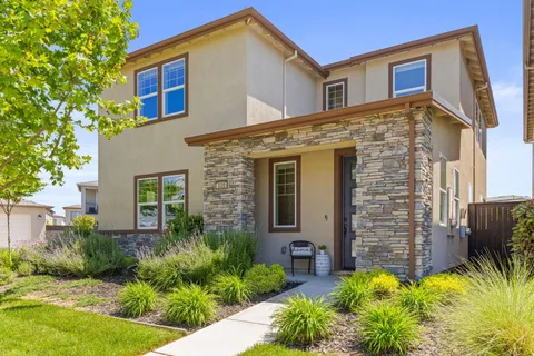 $599,000 | 3020 Edgeview Drive, Sacramento, CA 95833