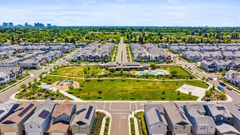 $599,000 | 3020 Edgeview Drive, Sacramento, CA 95833