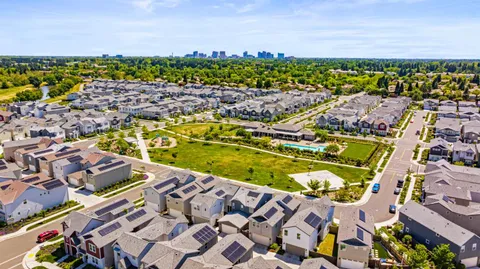 $599,000 | 3020 Edgeview Drive, Sacramento, CA 95833